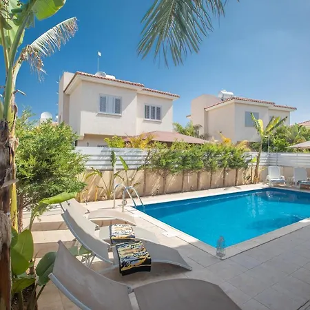 Villa George's Lux Protaras