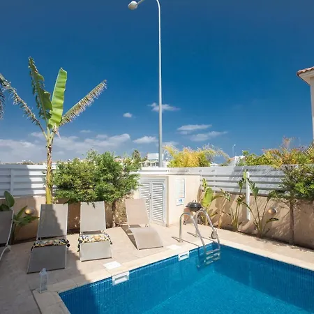 George's Lux Villa *