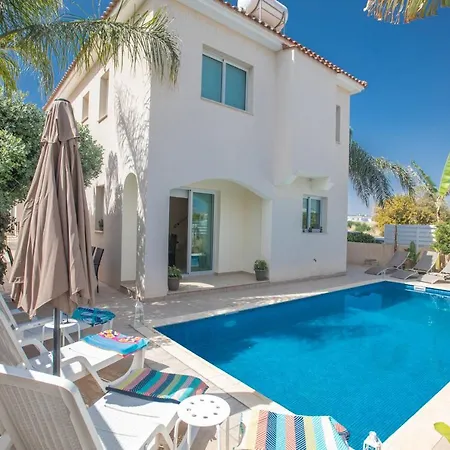 George's Lux Protaras