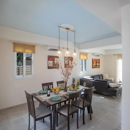 George's Lux Vila Protaras