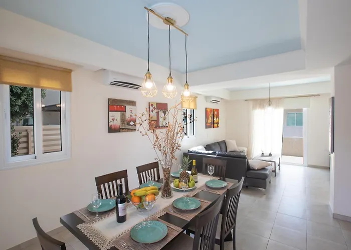 Villa George's Lux *