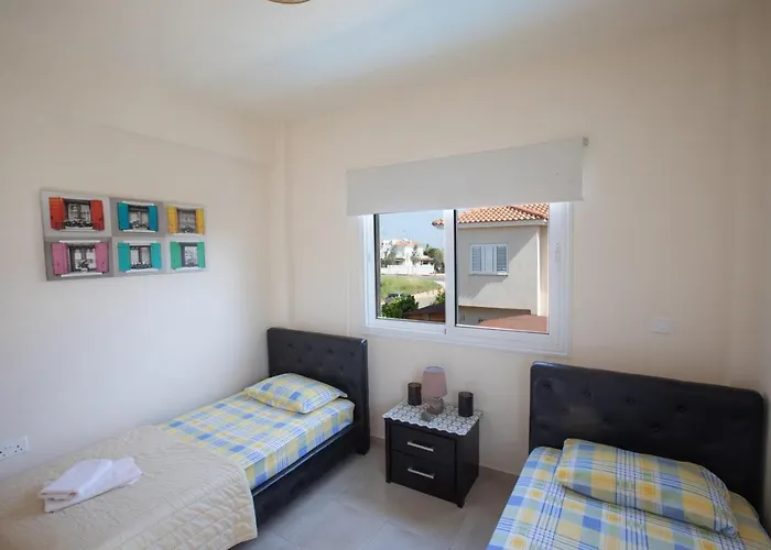 George's Lux Villa *