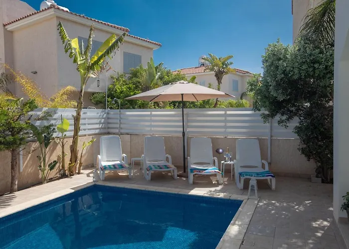 George's Lux Villa *