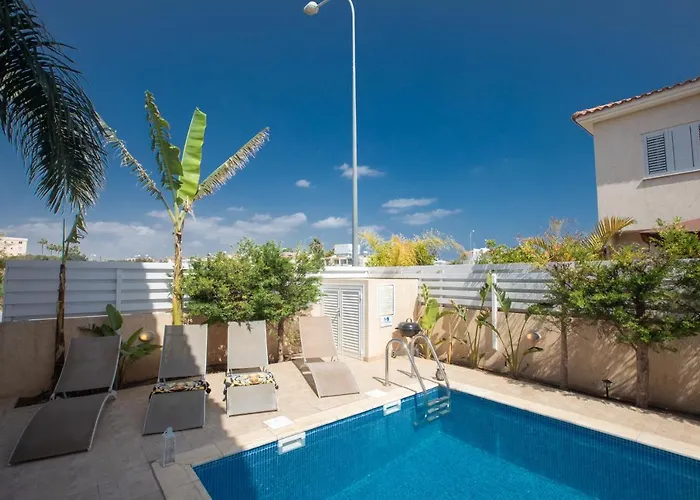 George's Lux Villa *